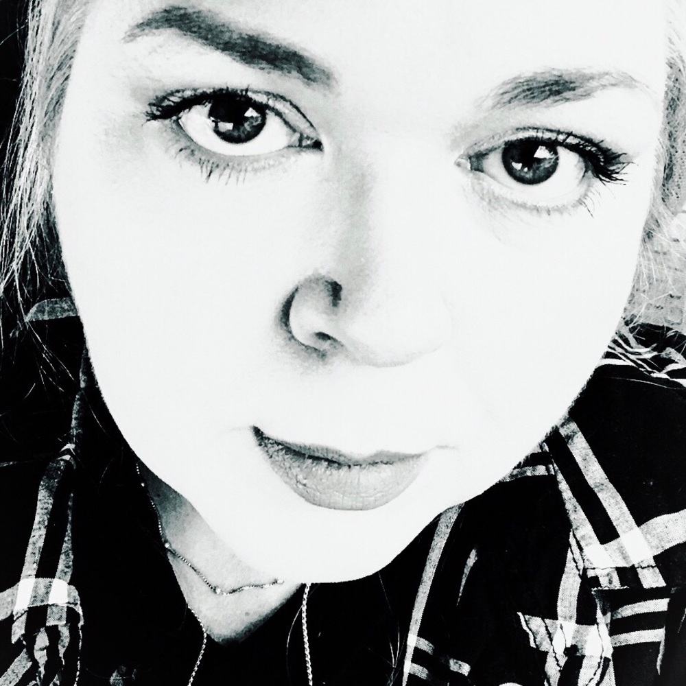 Meet your Posher, Christy